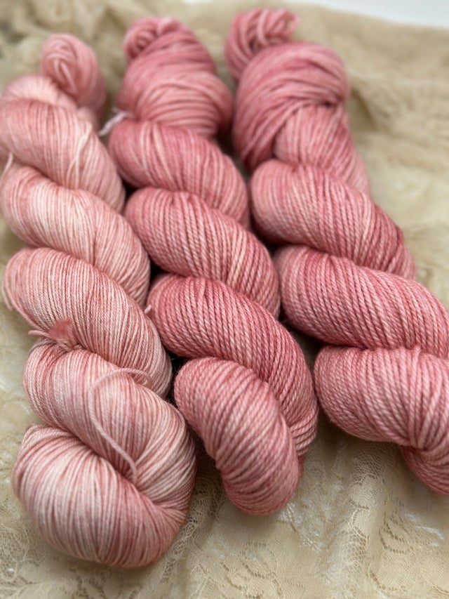 tearose様 Tearose | Frog It Yarns